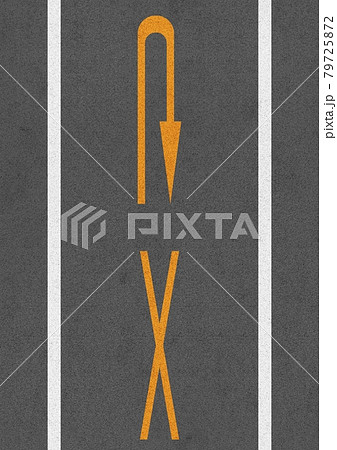 Uターン禁止の路面標示のイラスト no.01 Uターン禁止の路面標示のイラスト no.01 79725872