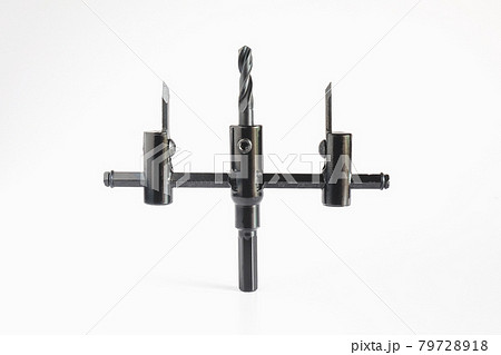 Adjustable hole saw circle cutter with pilot drill bit. 79728918