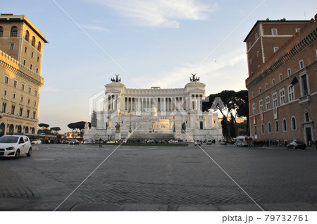 イタリア、ローマ、ビットリオ・エマヌエーレ2世記念堂 79732761