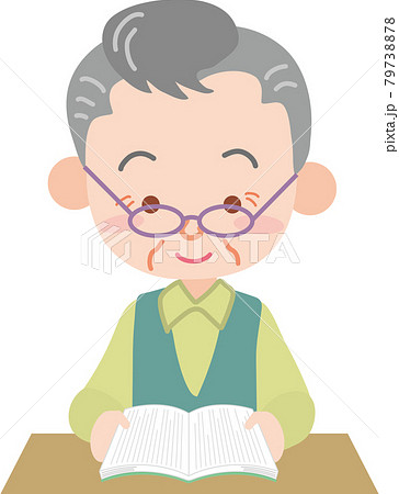 小説を読む高齢男性 79738878