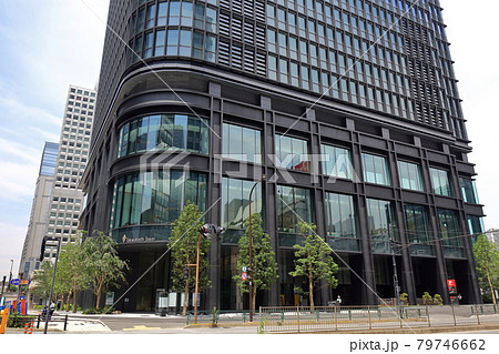 東京　大手町の都市風景　東京トーチ　常盤橋タワー 79746662