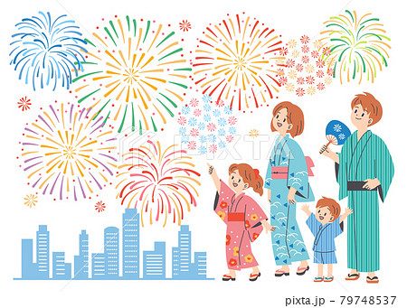 花火を楽しむファミリー 白背景 花火を楽しむファミリー 白背景 79748537