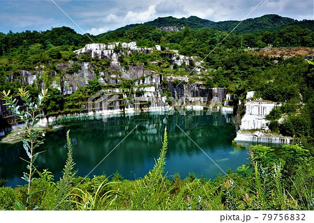茨城県笠間「日本一の石切山脈」地図にない湖～古代遺跡のような､目を見張る素晴ら絶景(1) 79756832