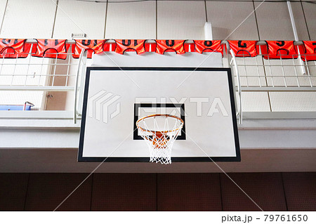 バスケットボールの試合 バスケットボールの試合 79761650
