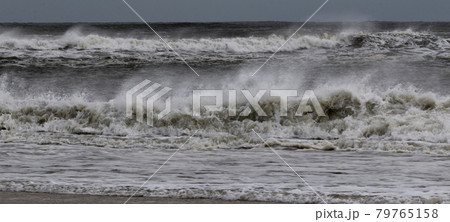 Rough dangerous ocean waves during a storm Rough dangerous ocean waves during a storm 79765158