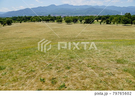 前田森林公園のながめの丘から見る手稲山 79765602
