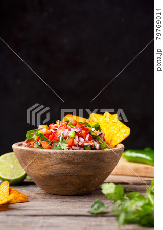 Homemade salsa pico de gallo, mexican cuisine 79769014