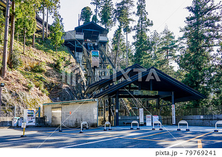 身延山久遠寺（山梨県）のケーブルカー 79769241