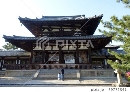 奈良　法隆寺　境内 79775341