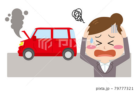 事故を起こして困る会社員の女性 事故を起こして困る会社員の女性 79777321