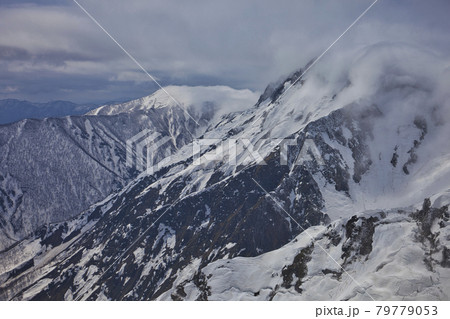 厳冬期の谷川岳登山 79779053
