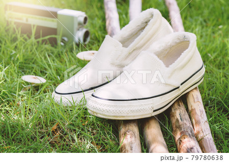 white canvas sneakers white canvas sneakers 79780638