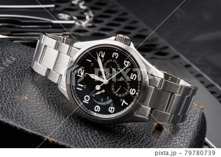 luxury automatic writchwatch 79780739
