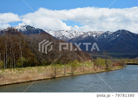 春の流れ 79781380