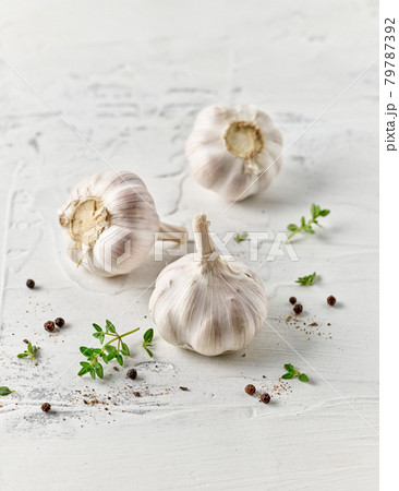 composition of garlic and spices 79787392