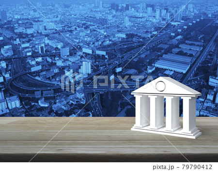 Business banking online concept 79790412