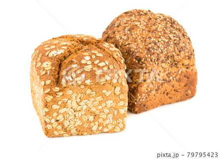 Wholegrain bread 79795423
