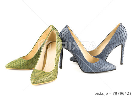 Two pairs of shoes 79796423