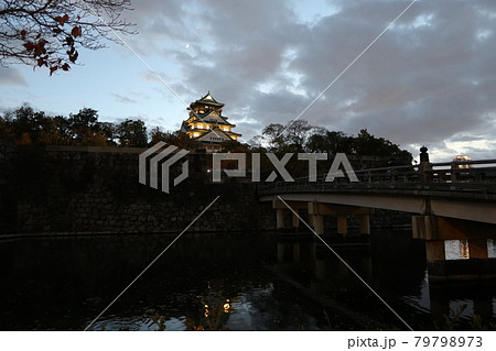 秋の風景、大阪城と紅葉(Chateau of Osaka) 秋の風景、大阪城と紅葉(Chateau of Osaka) 79798973
