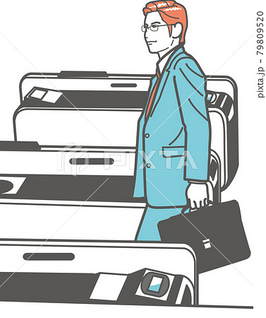 帰宅する男性　改札 79809520