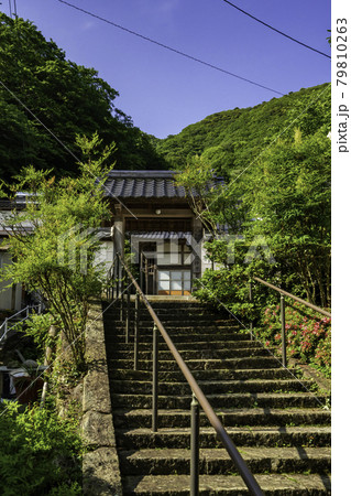美保関　青石畳通り　圓淨寺　島根県松江市 79810263