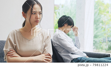 険悪なカップル 険悪なカップル 79811224