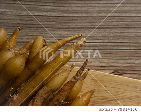 The fingerroot  on wood table close up image for food and medical concept 79814156