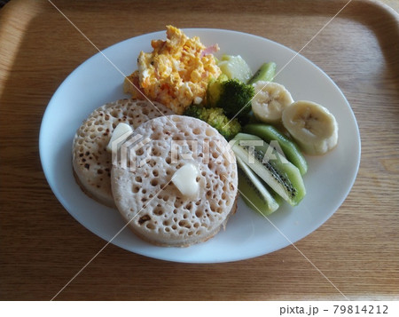 クランペット朝食 クランペット朝食 79814212
