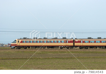 北陸本線　美川ー加賀笠間　JR西日本　485系　A05編成（京都）　①　クロ481-2005　山側 79814543