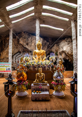 Wat tham Pu Wa temple in the cave in Kanchanaburi, Thailand Wat tham Pu Wa temple in the cave in Kanchanaburi, Thailand 79815781