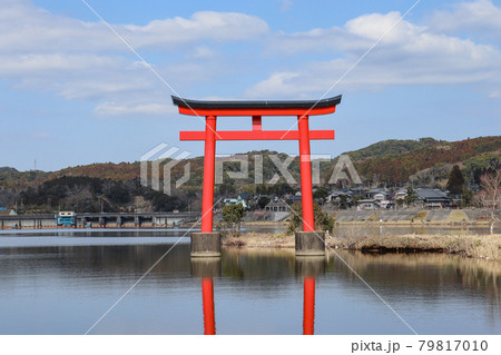 亀山水天宮鳥居（千葉県君津市） 79817010