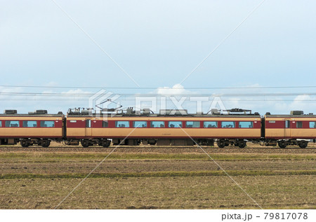 北陸本線 美川ー加賀笠間 JR西日本 485系 A06編成(京都) ③ モハ484-605 山側 北陸本線 美川ー加賀笠間 JR西日本 485系 A06編成(京都) ③ モハ484-605 山側 79817078