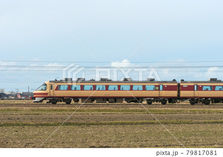 北陸本線 美川ー加賀笠間 JR西日本 485系 A06編成(京都) ① クロ481-2101 山側 北陸本線 美川ー加賀笠間 JR西日本 485系 A06編成(京都) ① クロ481-2101 山側 79817081