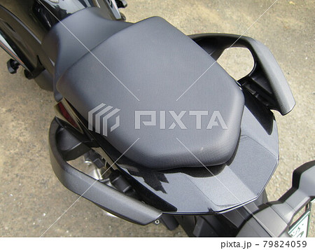 バイクのタンデムシート 79824059