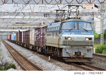 東海道本線 平塚 JR貨物 EF66-117(吹田) 東海道本線 平塚 JR貨物 EF66-117(吹田) 79824887