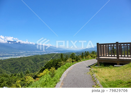 7月半ば(夏)・午前中、福島てっぺん公園からの風景と展望テラス 長野県 豊丘村 7月半ば(夏)・午前中、福島てっぺん公園からの風景と展望テラス 長野県 豊丘村 79829706
