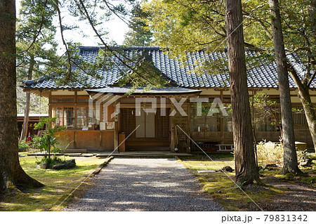 佐渡国一ノ宮渡津神社の社務所 佐渡国一ノ宮渡津神社の社務所 79831342