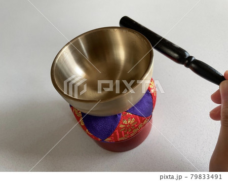 シンプルなおりん(鈴) シンプルなおりん(鈴) 79833491