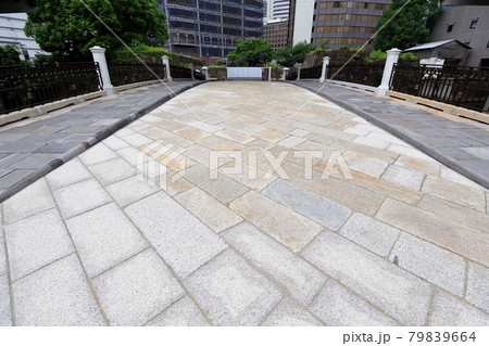 東京 大手町 日本橋川に架かる常磐橋 東京 大手町 日本橋川に架かる常磐橋 79839664