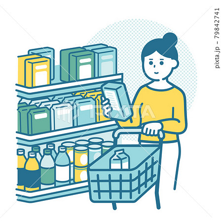 買い物する女性 買い物する女性 79842741