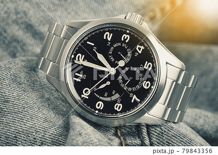 Automatic watch 79843356