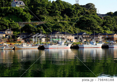 由良漁港風景 79846188