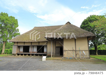 常陸風土記の丘　古代家屋復元広場　鎌倉・平安時代の民家 79846475