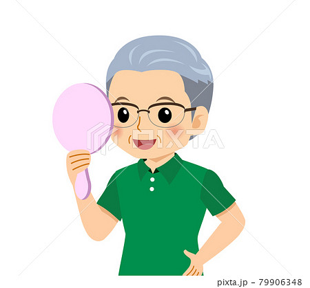 半袖を着た白髪の男性 79906348