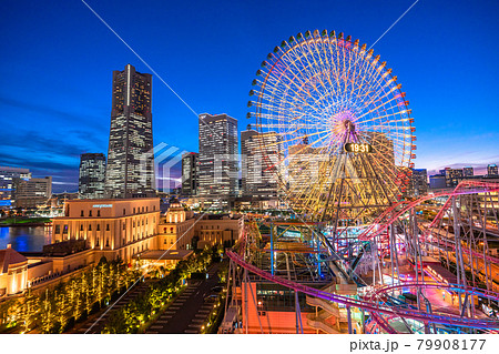 神奈川県 横浜みなとみらいの夜景 デートスポットの写真素材