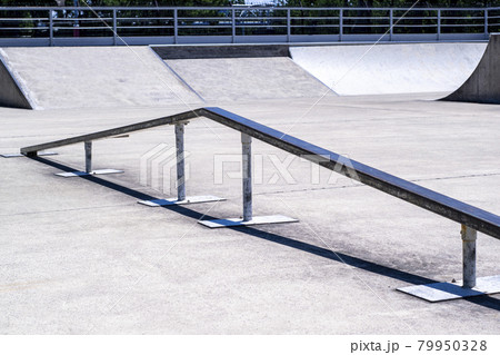 スケートパーク　レール 79950328