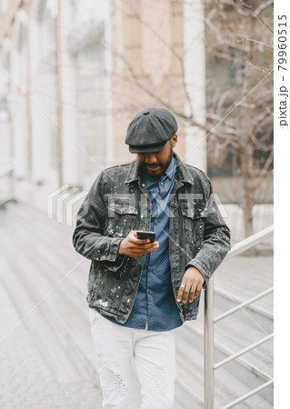 Outdoor portrait of an African business man 79960515