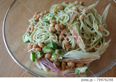 三陸めかぶ素麺(納豆、オクラ、茗荷乗せ) 三陸めかぶ素麺(納豆、オクラ、茗荷乗せ) 79976298