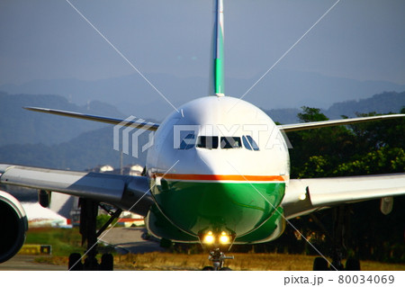 飛行機 航空機 ひこうき 80034069
