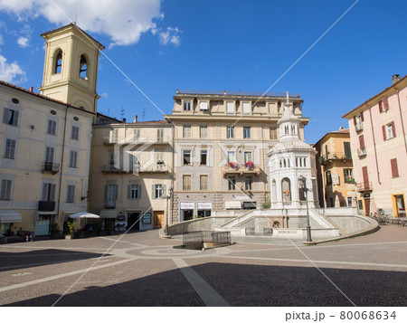 La Bollente square with Natural Hot Thermal sulphur spring La Bollente square with Natural Hot Thermal sulphur spring 80068634